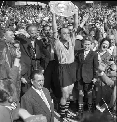 黄金再一章 · 1957 年多特蒙德第二冠